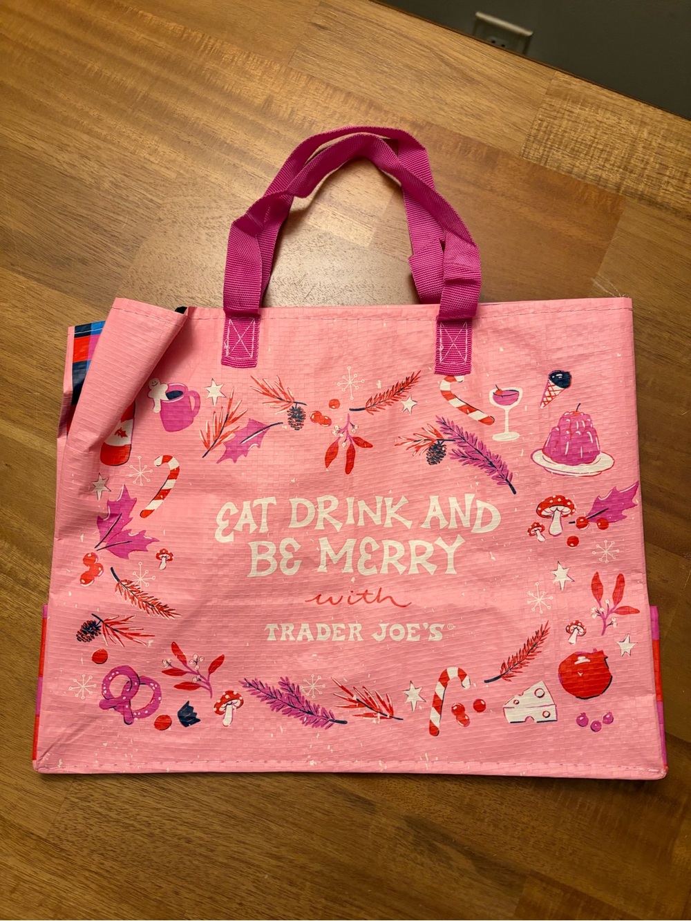 Trader Joe’s “Eat Drink and Be Merry” Small Holiday Tote - Picture 2 of 5